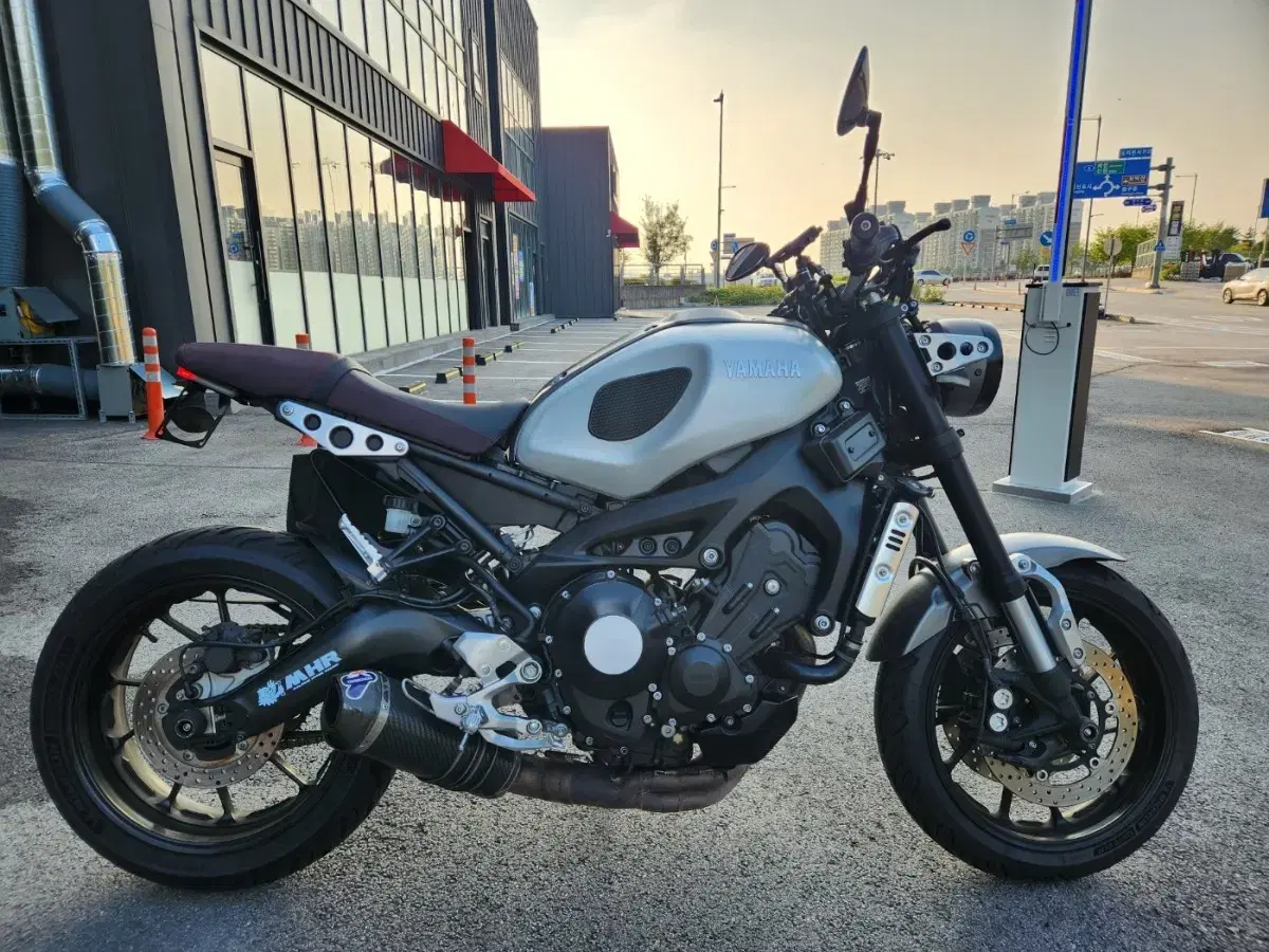 야마하 XSR900 18년식 판매 합니다